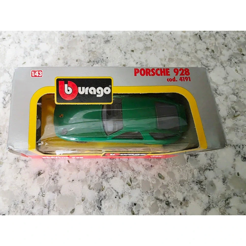 Bburago Porsche 928 Green Diecast Car 1/43 Vintage 1980s Made in Italy 4191